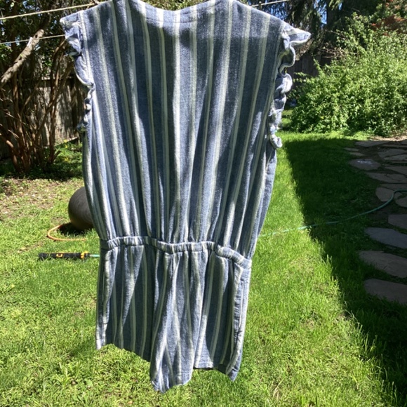 Cloth and Stone romper small - Picture 2 of 7